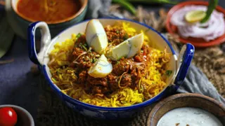 Viral Video: Angry Guests Throw Chairs At Wedding Allegedly Over Missing Chicken Leg Piece In Biryani